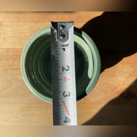 Handcrafted Ribbed Ceramic Mug - Picture 5 of 8